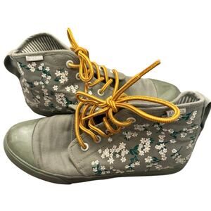 Bangs Sage Floral Field High Top Embroidered Sneakers Size 6